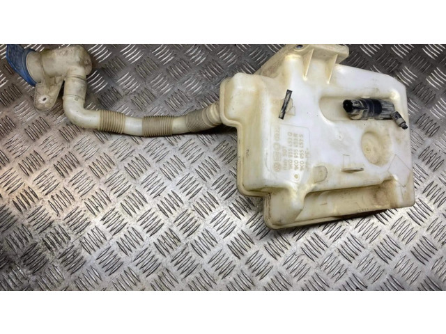 Бачок оконной жидкости