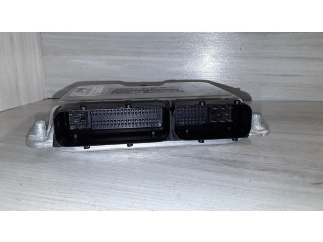 Блок управления двигателя 0261207579, 8E0909059 Audi A4 S4 B6 8E 8H