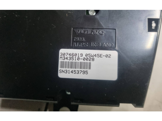 Блок управления климат-контролем 30746019, SN31453795   Volvo S80