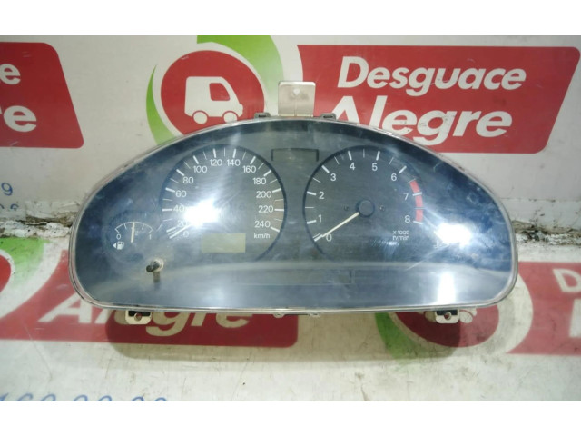 Панель приборов Mitsubishi Carisma