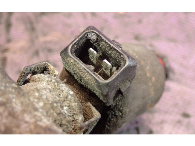 Vstřikovací lišta 90411551, 90411551 Daewoo Leganza