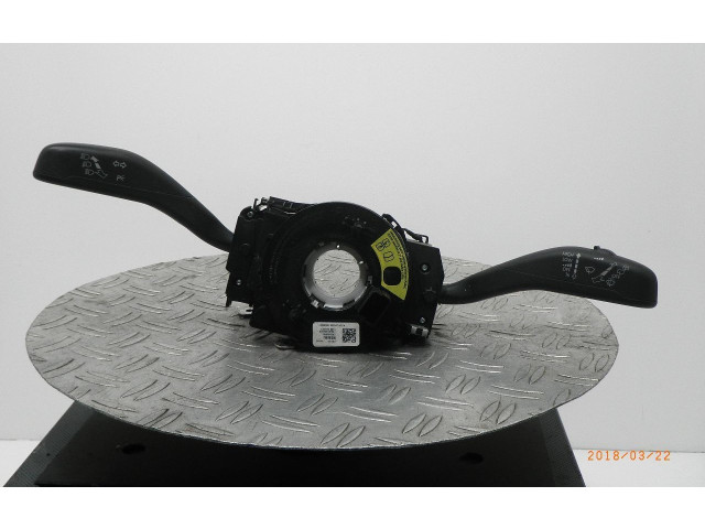 Панель приборов 6R0953621 Skoda Fabia Mk2 (5J)