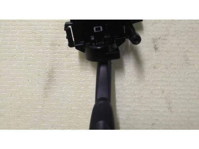 Ручка поворотов/ фонарей