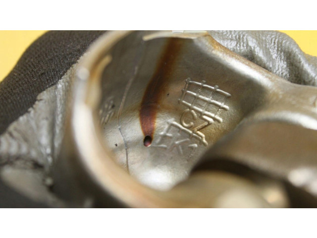 Поршень с шатуном Skoda Octavia Mk2 (1Z)