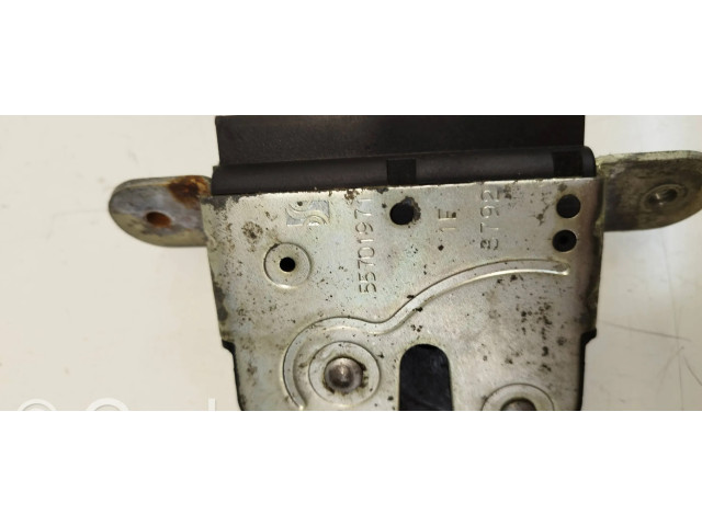 Замок багажника 55701871 Alfa Romeo Giulietta