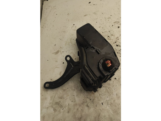 Блок предохранителей Volvo C70