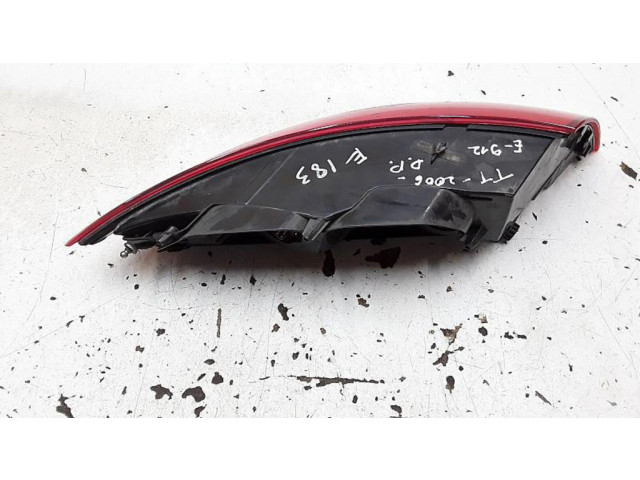 Задний фонарь правый сзади 8J0945096 Audi TT Mk1 1999-2006 года