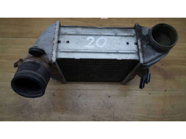 Интеркулер 1J0145805D Skoda Octavia Mk1 (1U)