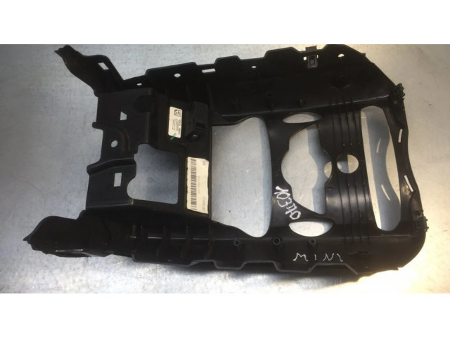 Другая центральная деталь консоли (туннеля)