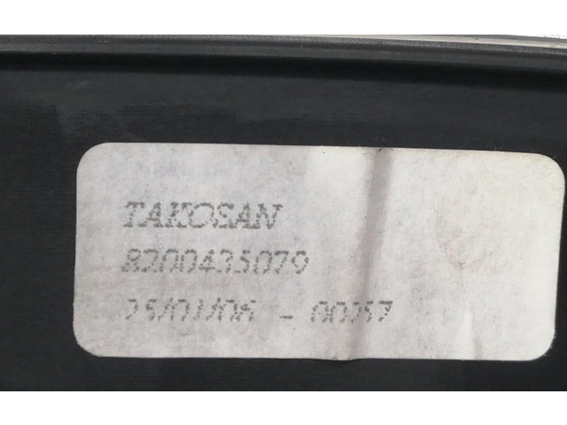 Панель приборов 8200435079 Dacia Logan I