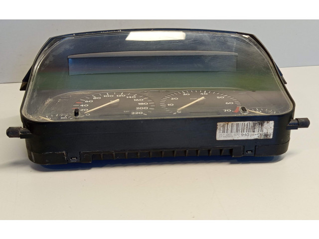 Панель приборов 851005020, 1H0919860BX   Volkswagen Golf III       