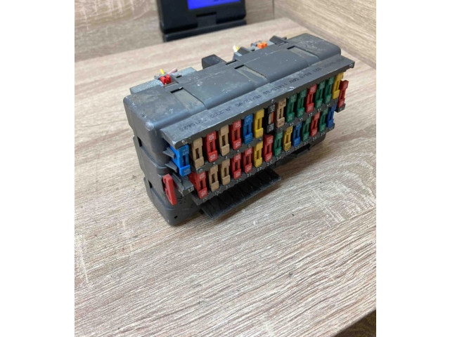 Pojistková skříňka 9450582180 Peugeot 406 1996