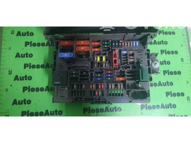 Блок предохранителей 17228000002A., 90100492 BMW Z4 E89