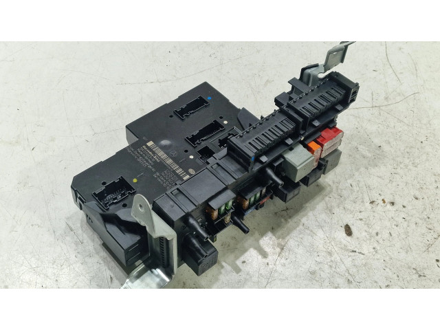 Блок предохранителей 2129060505, 2129012304 Mercedes-Benz CLS C218 X218