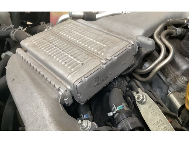 Интеркулер 1270001330, 1270001330 Toyota C-HR I