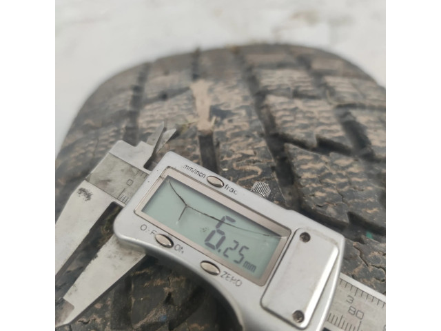 Зимняя покрышка (покрышки) R 16