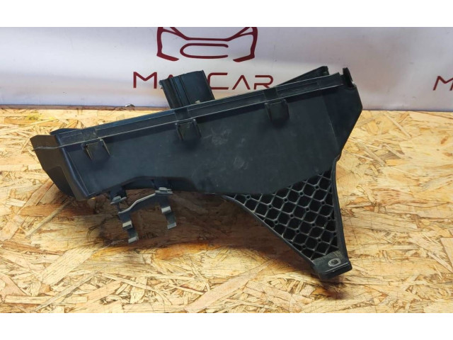 Блок предохранителей  9494210, GB206F101   Volvo XC90    