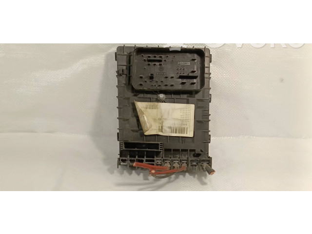 Pojistková skříňka 1K0937125D Volkswagen Caddy 2011