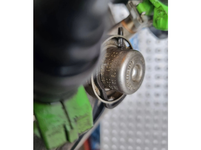 Vstřikovací lišta 2710780549, 2710780023 Mercedes-Benz C W204