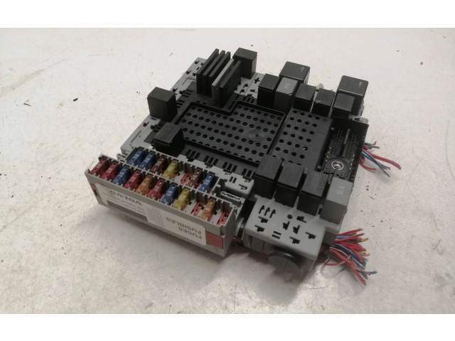 Блок предохранителей 08696098, 08696040 Volvo XC90