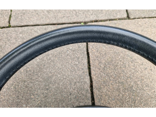 Руль Renault 4   -  года 484005825R      