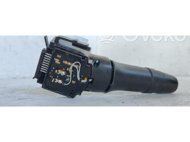 Ручка стеклоочистителей Mitsubishi L200 2006 - 2014 года E532016