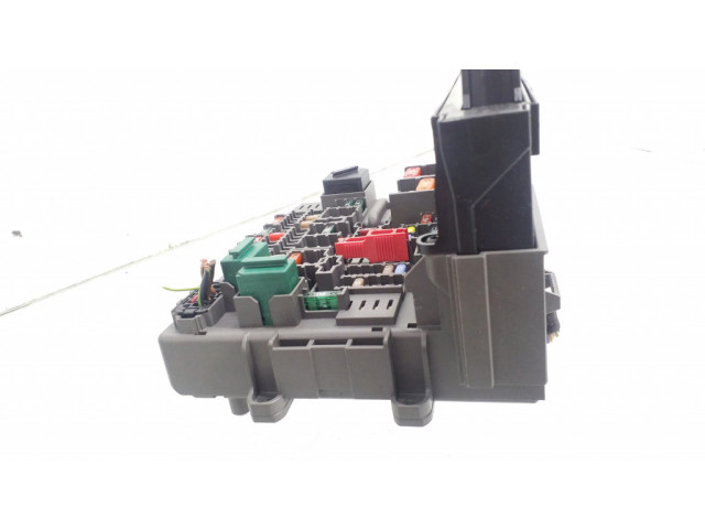   Pojistková skříňka 9119446, 9177983   BMW 1 E81 E87 2008