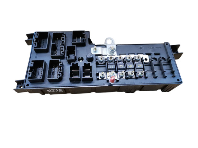 Блок предохранителей 8678449, 518827019 Volvo S80