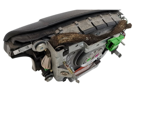 Подушка безопасности водителя 8626843, B0501A266004 Volvo V70