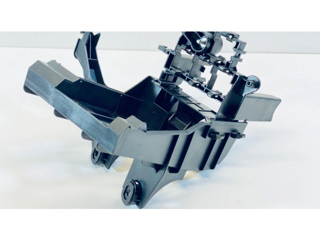 Другая деталь салона