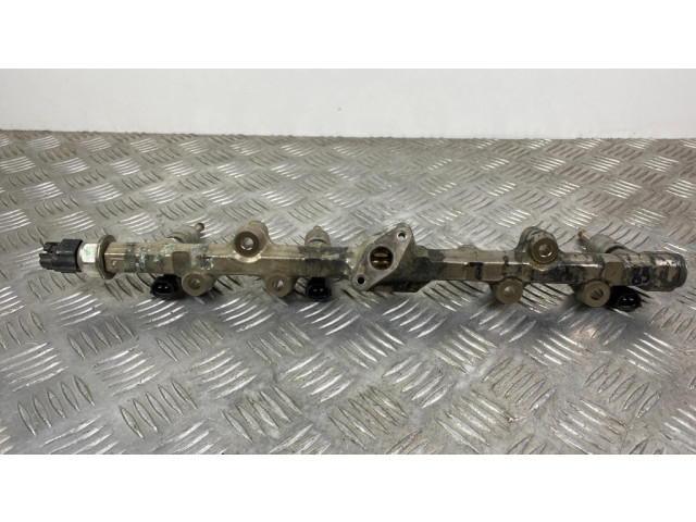 Топливная рампа Infiniti QX80 5.6 для двигателя VK56VD