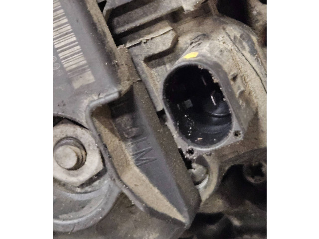 Генератор 06f903023f   Volkswagen Caddy      