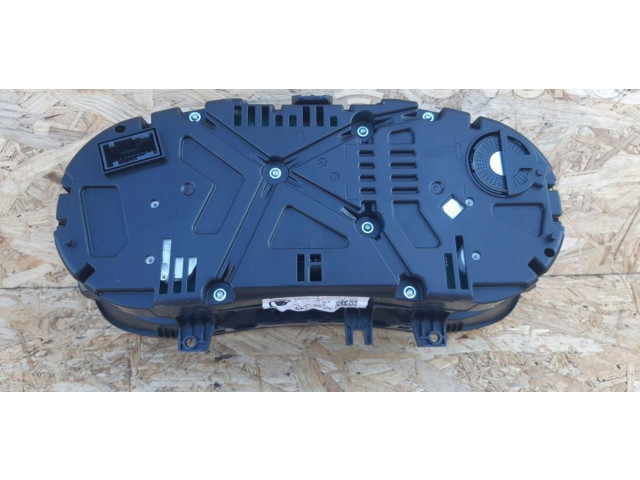 Панель приборов 6974655 Skoda Fabia Mk3 (NJ)