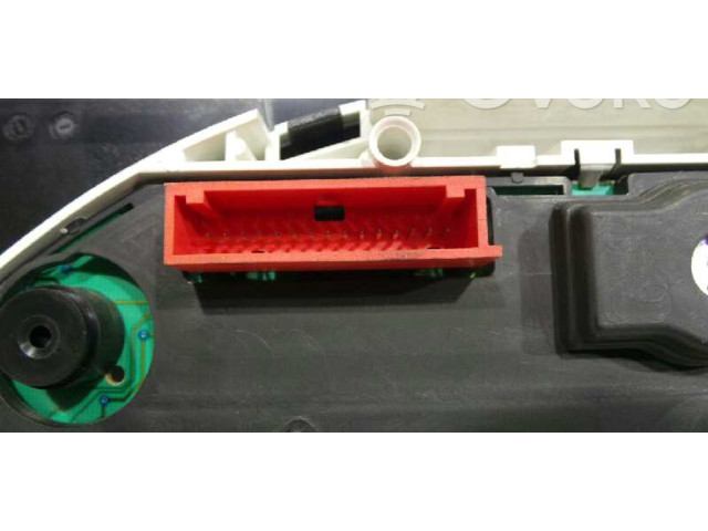 Панель приборов 8200413088 Renault Vel Satis