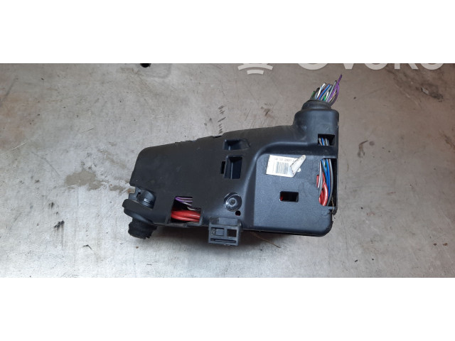 Pojistková skříňka Volvo XC70 2008