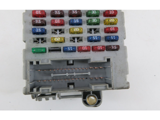 Pojistková skříňka 46774360, 46774357 Fiat Punto (188) 1999