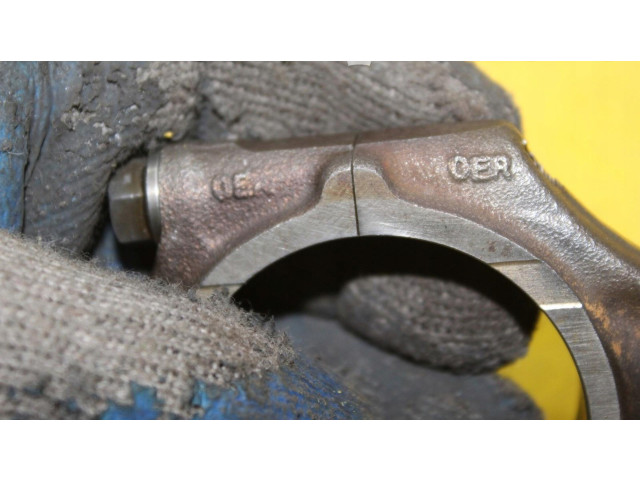 Píst 077B Audi A6 S6 C4 4A