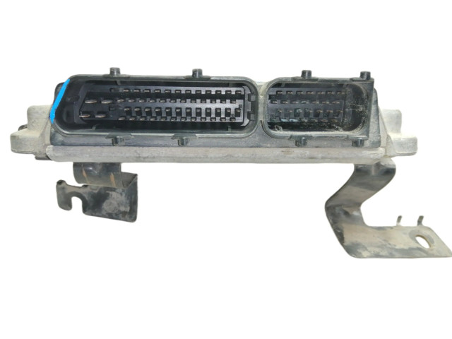 Блок управления двигателя 0281001759, 038906013 Volkswagen Golf SportWagen