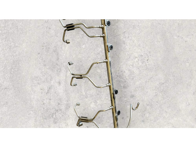 Топливная рампа 7576779   BMW 3 GT F34 3.0 