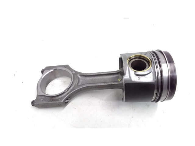 Píst 0843ME, 857101205   BMW 2 F22 F23  pro naftový motor 2.0  1068