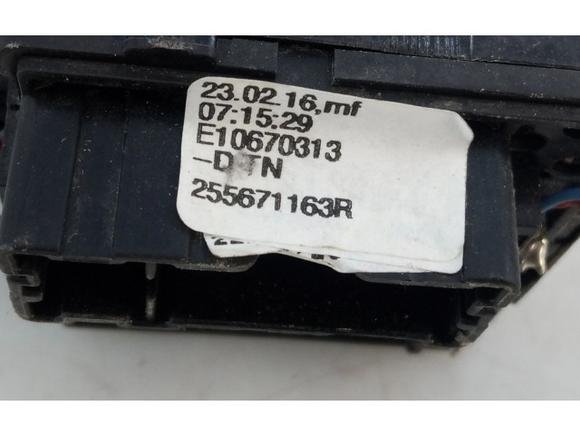 Ручка стеклоочистителей 255671163R   Renault Clio IV