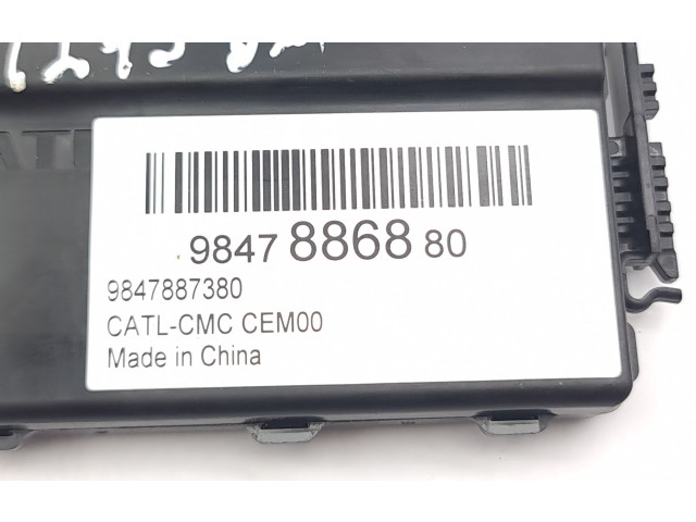 Sonstige Steuergeräte / Module 9847886880, 9847887380   Jeep Avenger