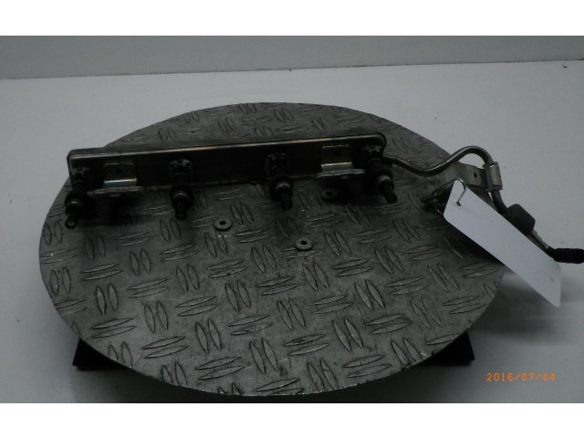 Vstřikovací lišta Nissan NV200