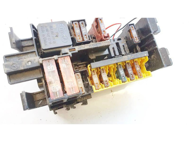 Pojistková skříňka a2059067200, 1549025544 Mercedes-Benz C W205 2017