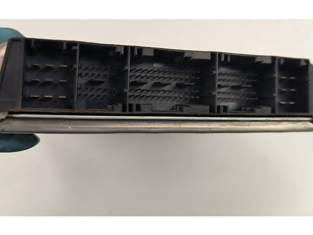 Řídící jednotka 4D0907409A, 28RTE877 Audi A8 S8 D3 4E 2005