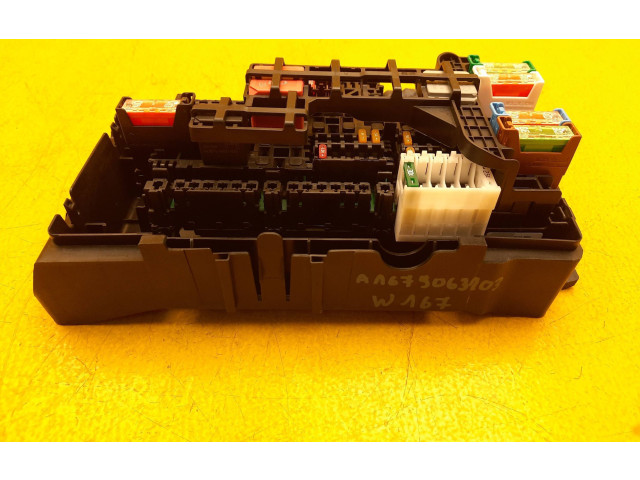 Pojistková skříňka A1679063103, A1679063103 Mercedes-Benz GLE W167 2019