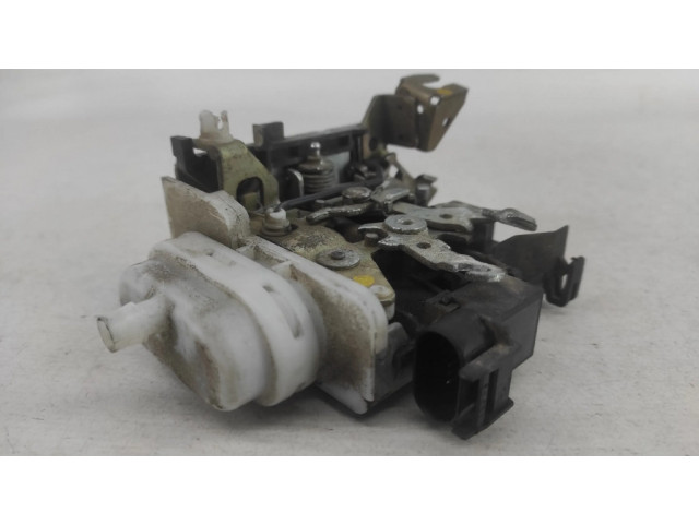 Замок (у ручки)