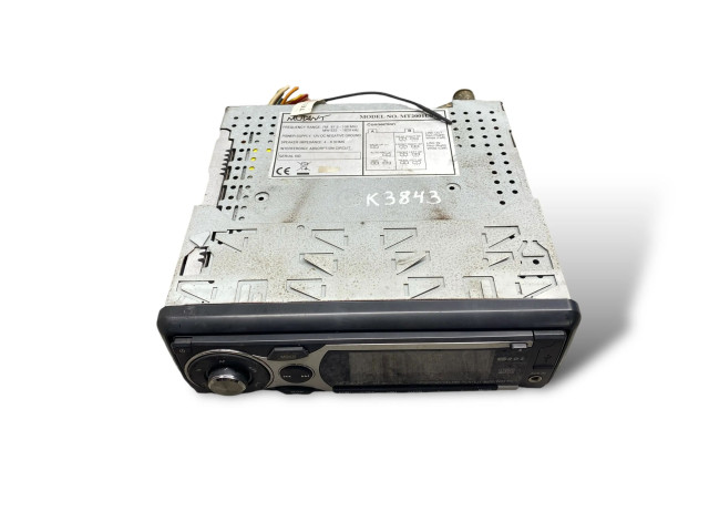 Радио/ проигрыватель CD/DVD / навигация