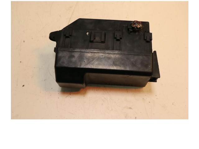 Блок предохранителей Daihatsu Terios