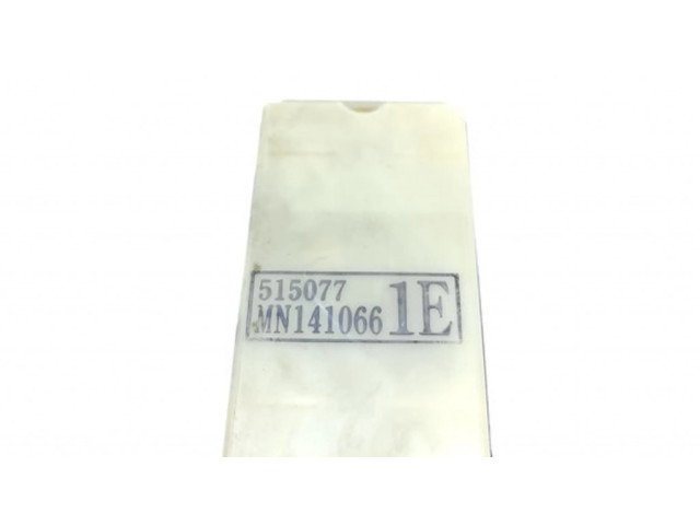 Включатель электрических окон